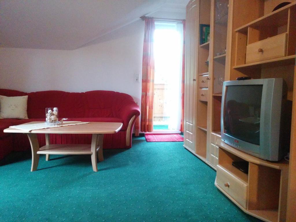 Haus Toferer Apartment Гросарл Стая снимка