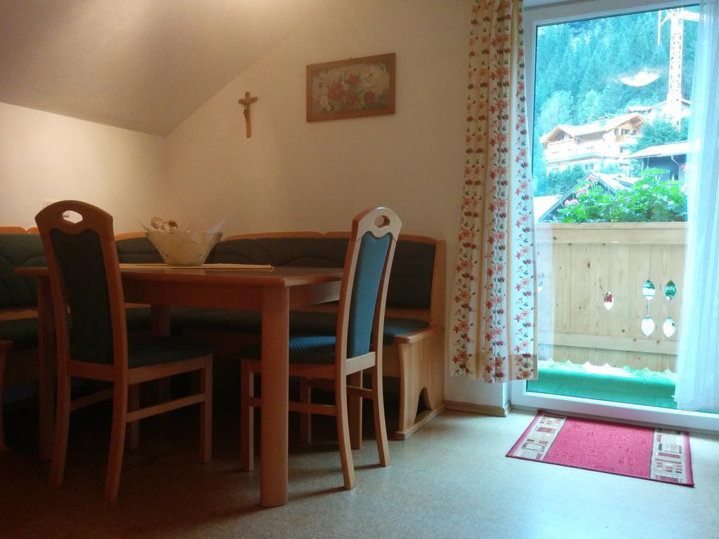 Haus Toferer Apartment Гросарл Стая снимка